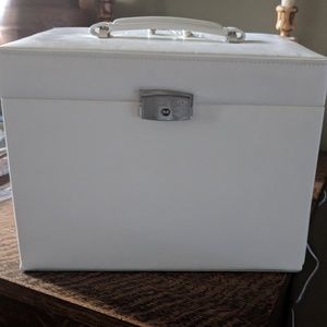 Origami Owl jewelry box